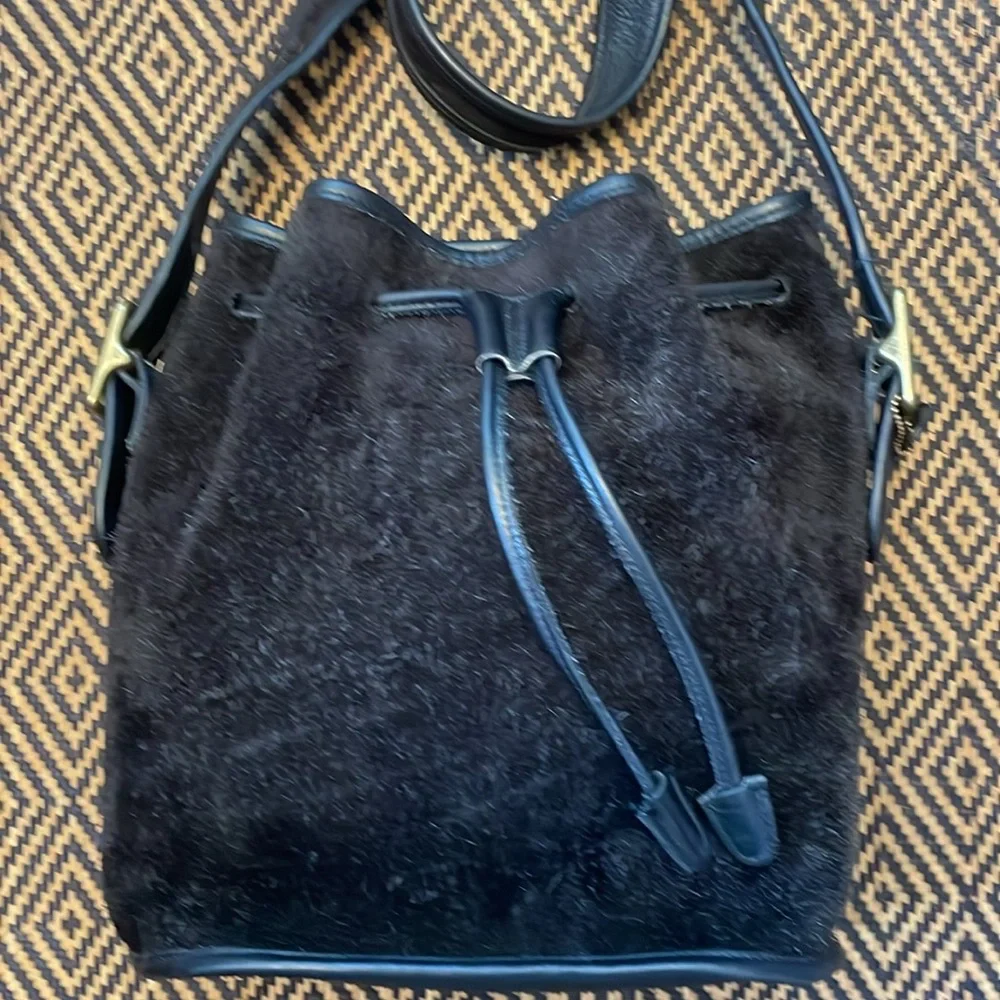 VINTAGE COACH SUEDE BERKELEY DRAWSTRING 9012 black w/ brass (like Lula’s legacy)